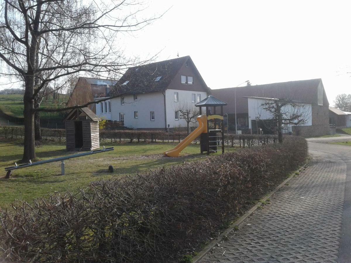 Kreuzdellenhof Ferienzimmer Villa Hembach Exterior photo